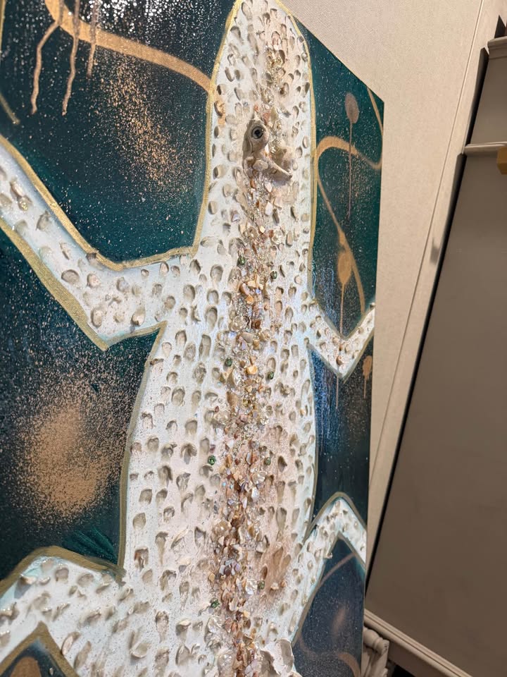 Gilded Gator - Emerald Abstract